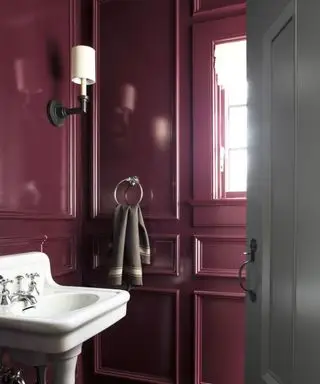 salle de bain couleur prune