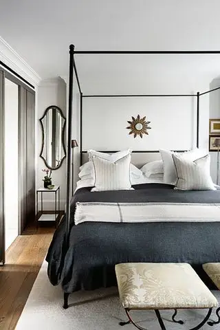 흰색 양탄자가 있는 침실