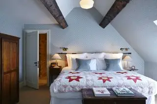 カントリーベッドルームソーホーホーム