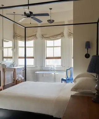 Vaňa v hoteli Chloe v New Orleans