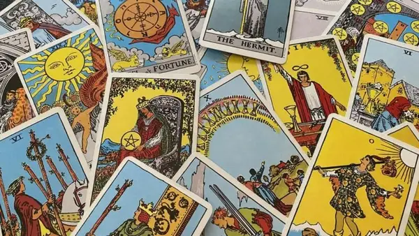 Seznam Tarot: 78 karet