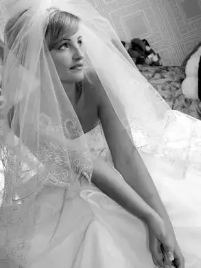 Zahoďte své svatební šaty… nebo ne