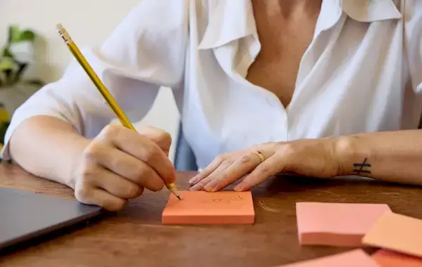 Projet 333 : Le défi pour vous aider à simplifier votre garde-robe