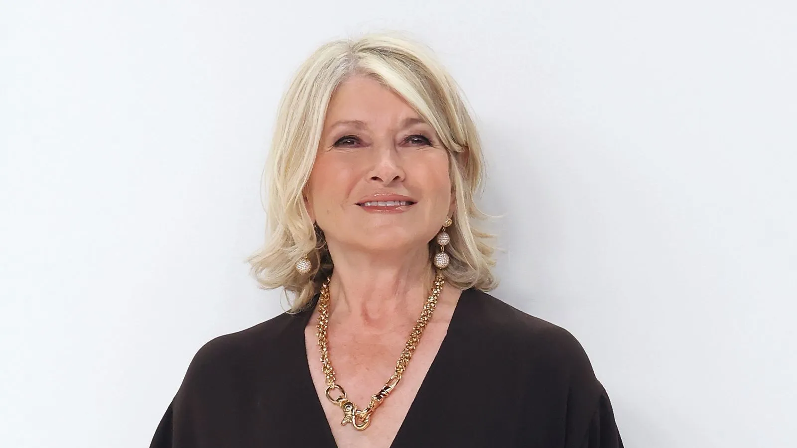 Je n'aurais jamais pensé que les bacs à compost pouvaient être chics, mais Martha Stewart m'a fait changer d'avis avec ses créations élégantes (et elles coûtent moins de 30 $)