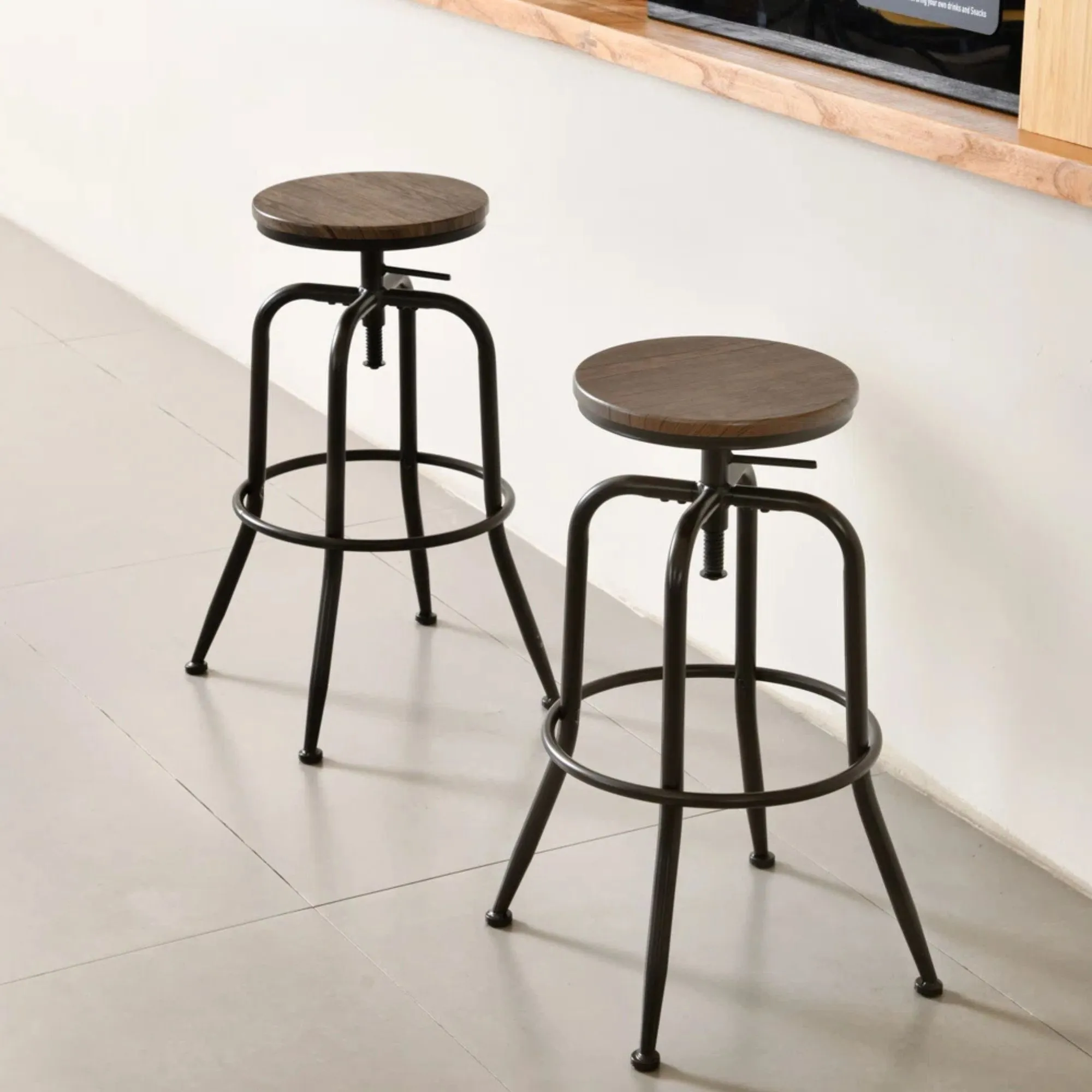 Laxton Nastaviteľné výškové stoličky pre kuchynský ostrov s kovovým rámom (sada 2)' loading='lazy' title=