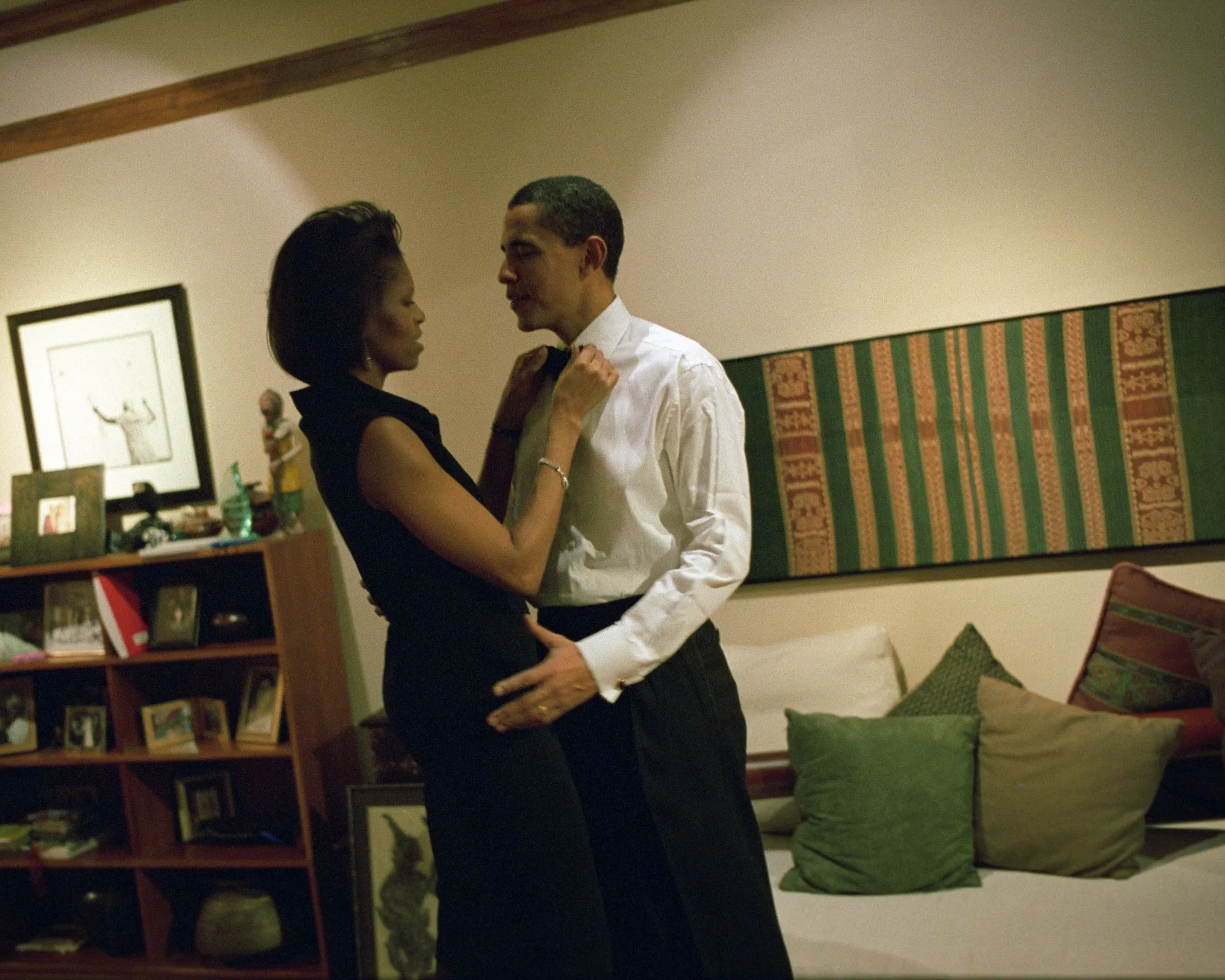Barack e Michelle Obama nel loro soggiorno nel 2004' loading='lazy' title=