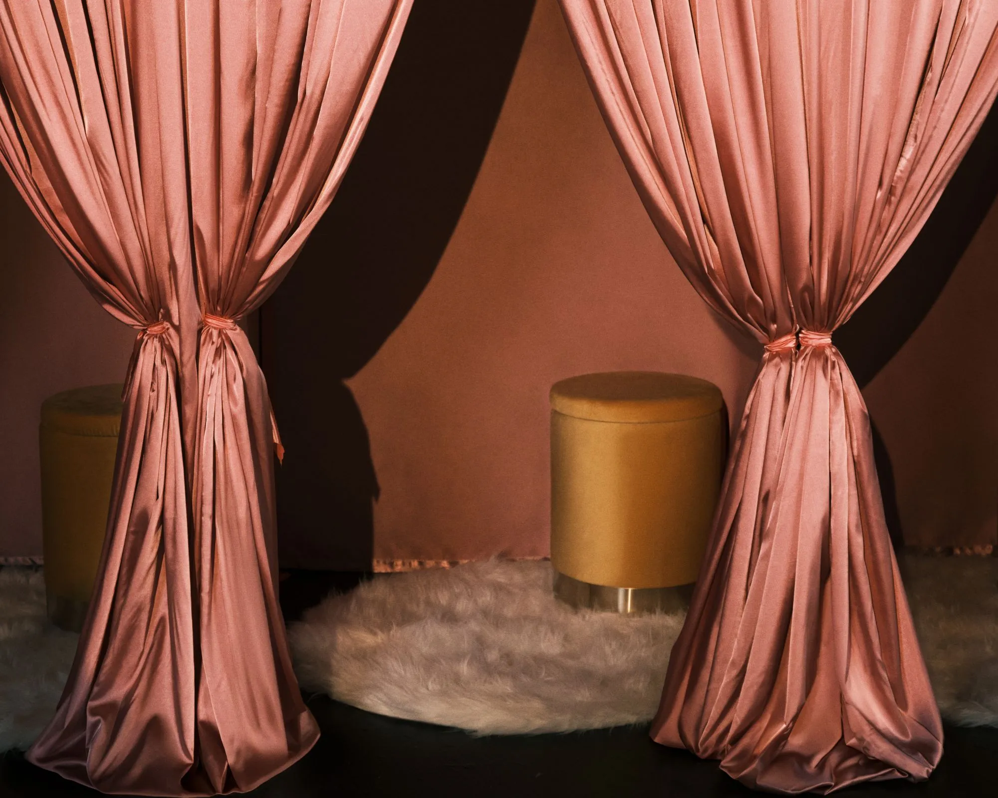 Sabrina Carpenter sur le tournage de sa courte et douce tournée' loading='lazy' title=