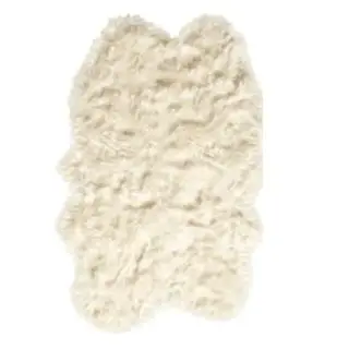 tapis en fausse peau de mouton