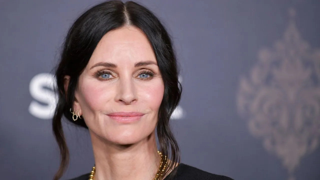 Courtney Cox' loading='lazy' title=