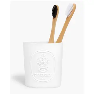 LeBron et Savannah James ont caché un canapé dans la pièce la plus non conventionnelle – et il s'inspire de cette tendance de design bizarre