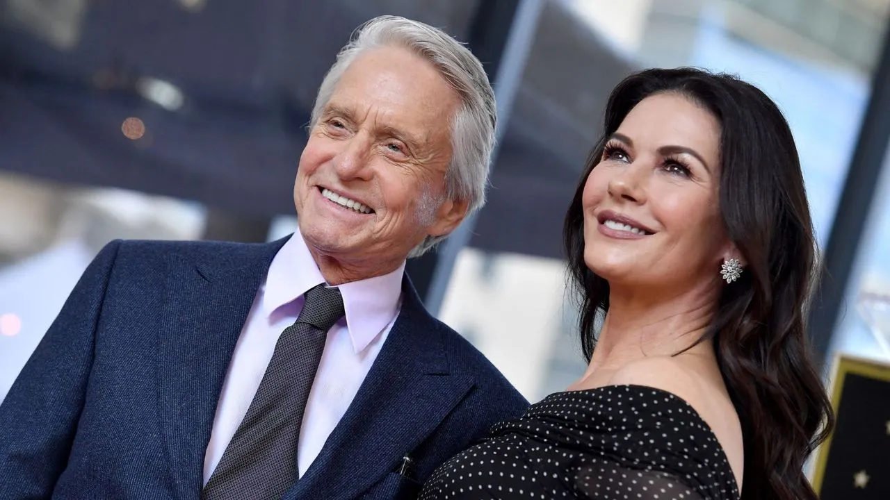Catherine Zeta Jones und Michael Douglas' loading='lazy' title=