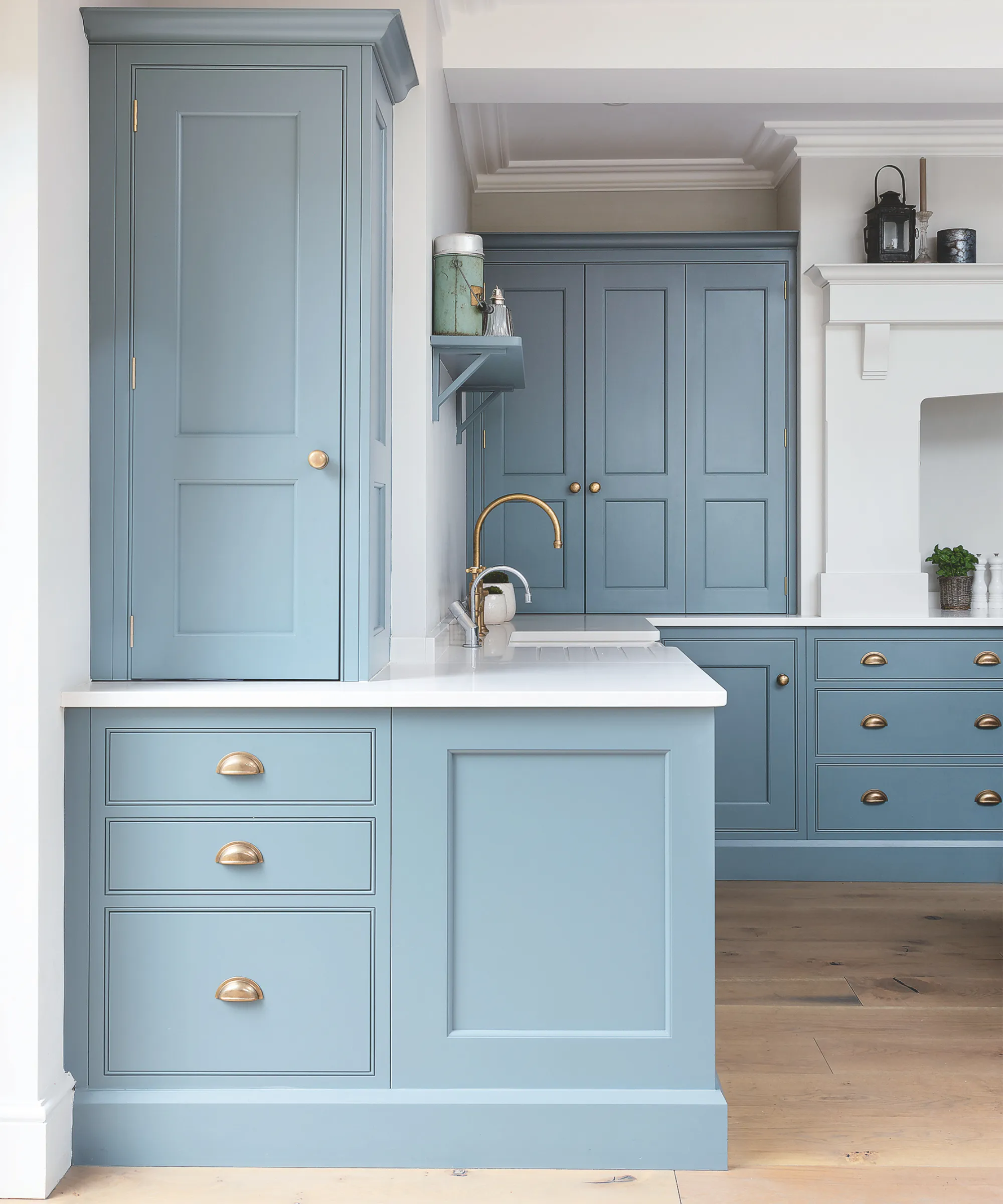 Armoires de cuisine bleu poudré' loading='lazy' title=