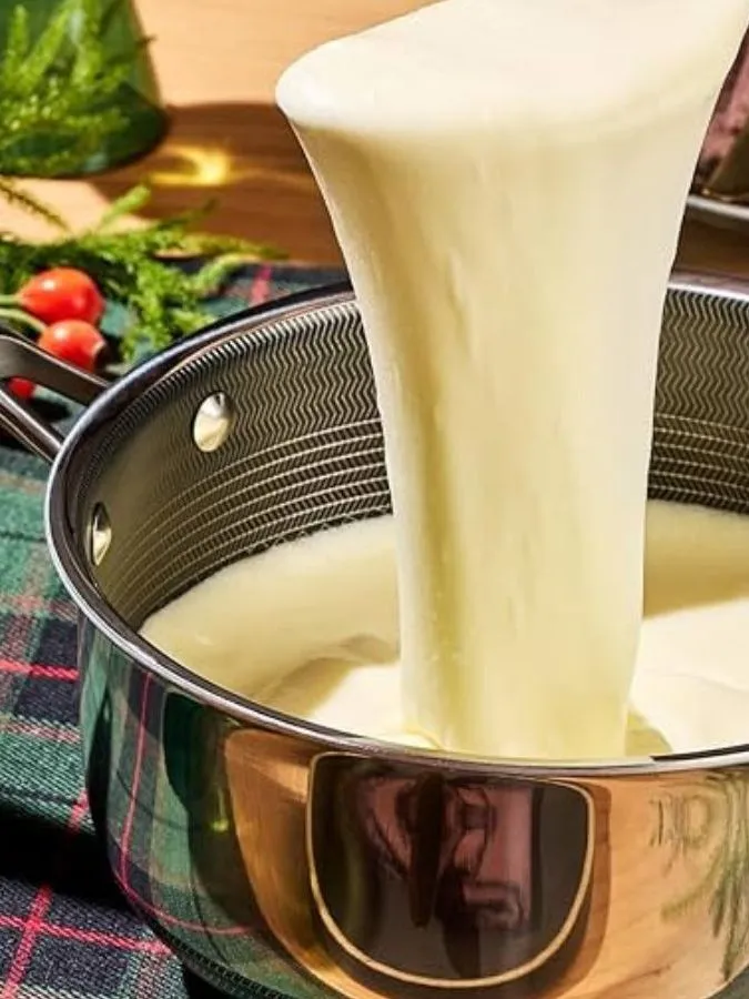 Patate al formaggio in casseruola HexClad' loading='lazy' title=