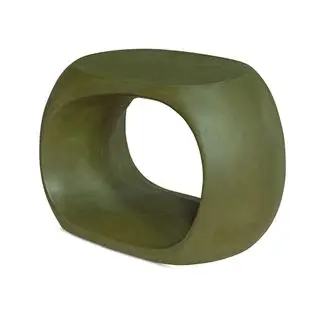 Vanessa Hudgens a transformé sa terrasse en une « oasis captivante » avec ce mobilier – il ne ressemble à aucune pièce marquante que nous ayons vue auparavant.