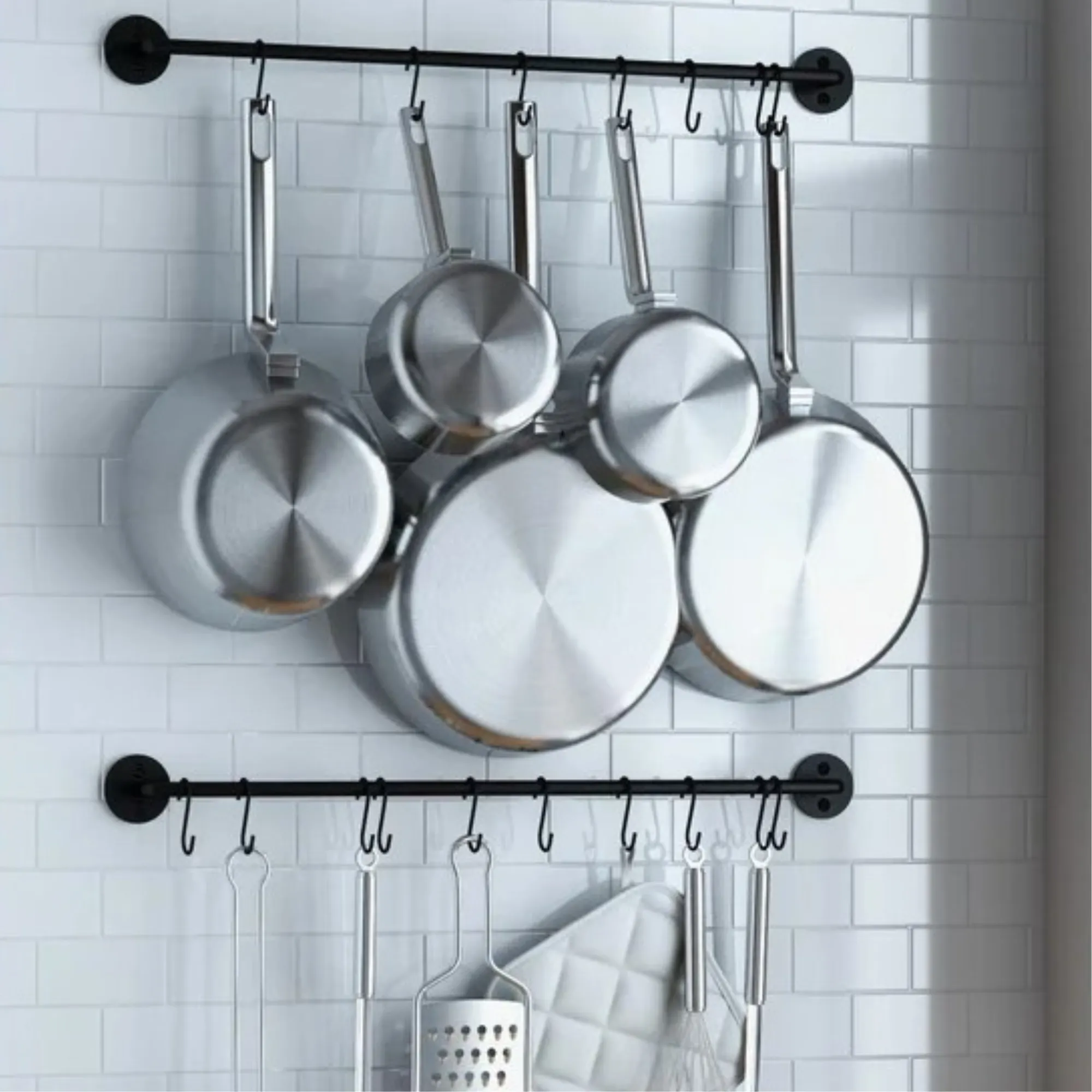 Vešiak na panvicu' loading='lazy' title=