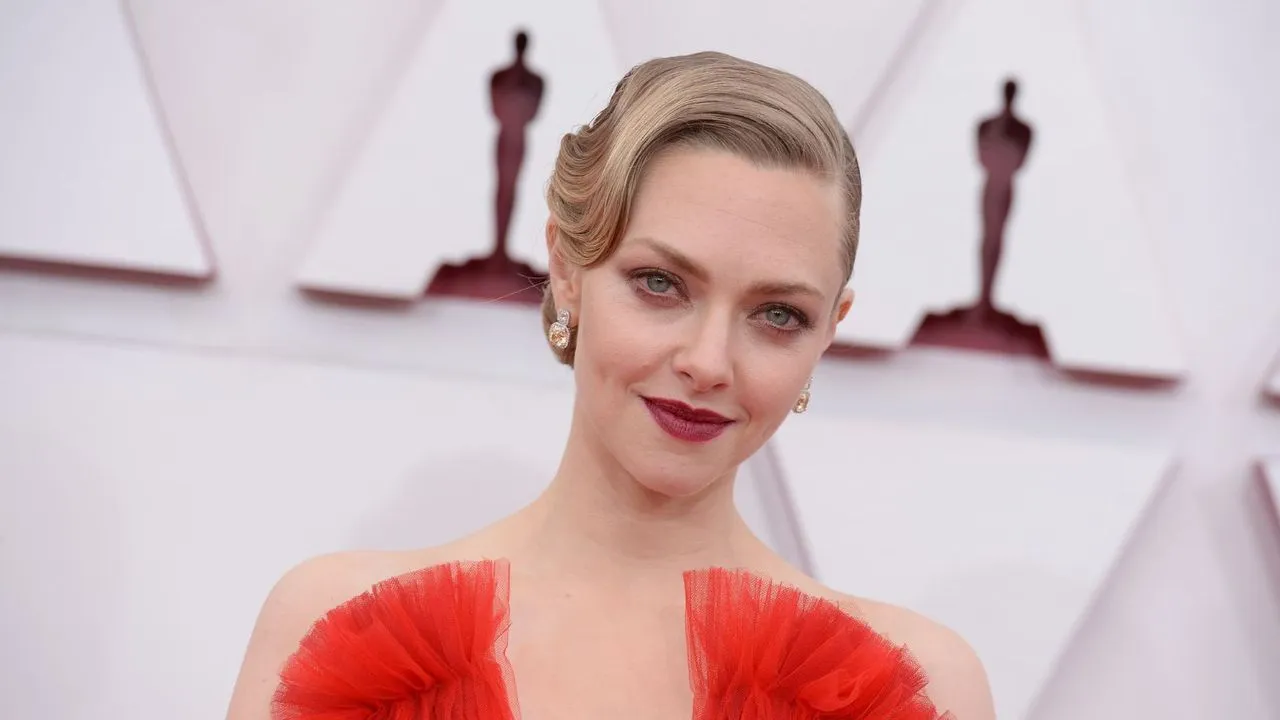 Amanda Seyfried' loading='lazy' title=