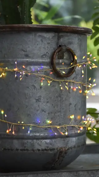 크리스마스 조명 아이디어 – 집을 반짝거리게 만드는 25가지 방법