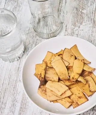 バナナの皮は肥料として使えますか？専門家が植物の成長を促進する 4 つの方法を明らかにする