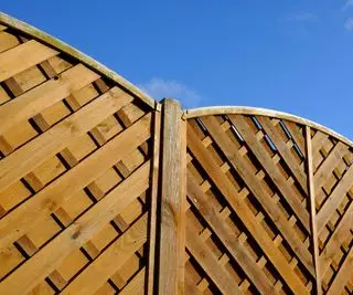 clôture de jardin en bois