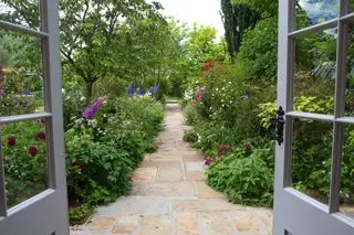 Idéer til sommerhusbaggård - åbner ud fra huset