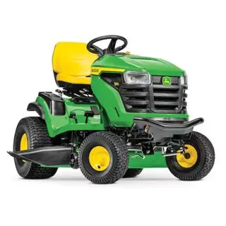 Un John Deere S130 42 po