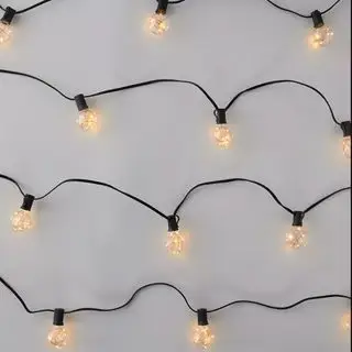 zewnętrzne łańcuchy świetlne