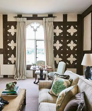 בית-סגנונות-טודור-ג'ונתן-גוך