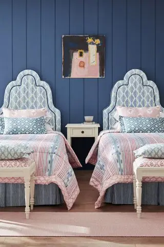 寝室のレイアウトのアイデア - ツインベッドルーム