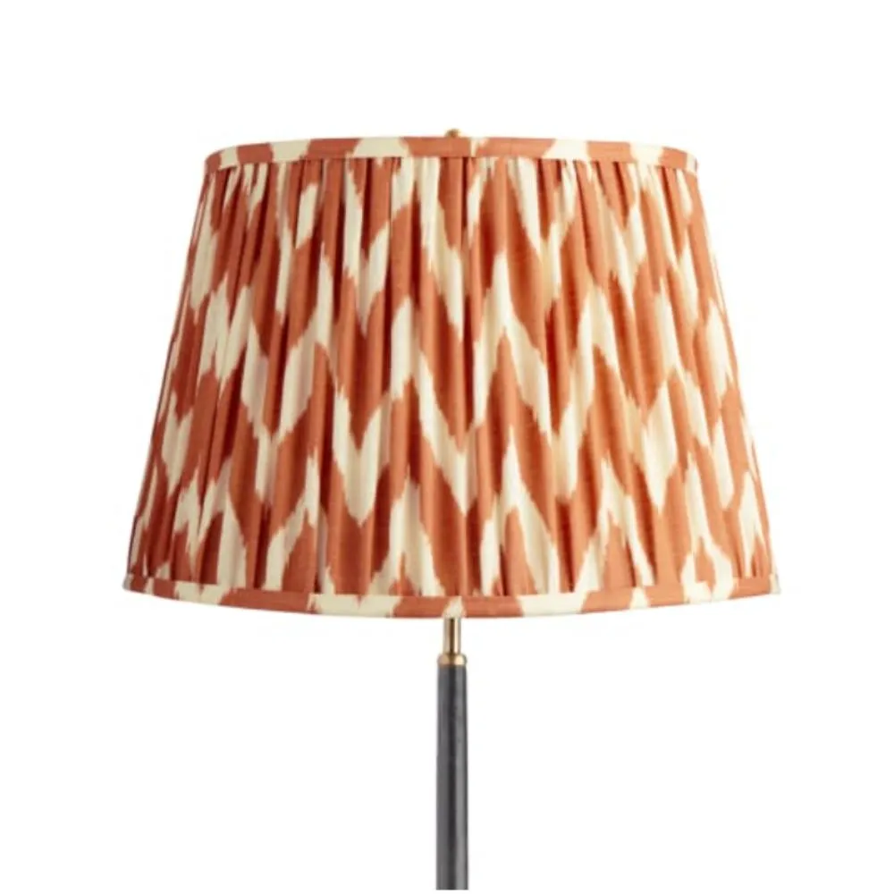 Pomarańczowy zygzak Ikat lniany 18-calowy klosz Empire' loading='lazy' title=