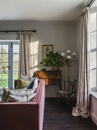 Idées de rideaux de ferme – 15 traitements de fenêtre à la fois magnifiques et rustiques