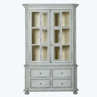 abc koberec a domáca starožitná komoda