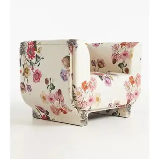 kreslo s kvetinovým akcentom anthropologie