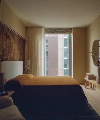 Beige soverom med gipsvegger