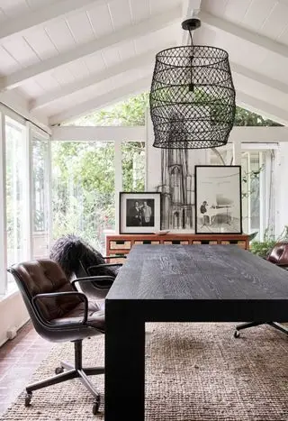 Salle à manger blanche moderne Leanne Ford