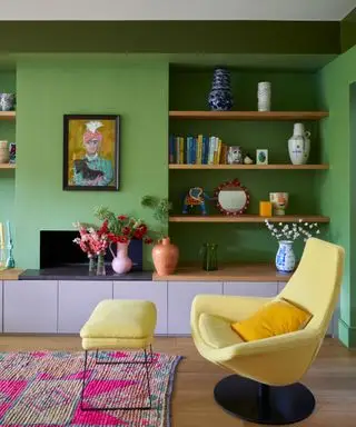5 colores que nunca deben combinarse con el verde según los diseñadores y qué usar en su lugar