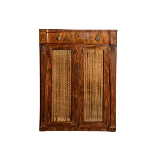 Vintage drevená skrinka' loading='lazy' title=