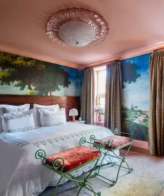 Tapet veggmaleri på et soverom