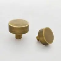 quincaillerie en laiton