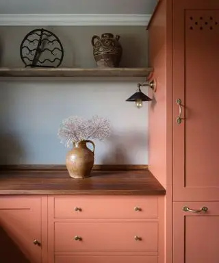 Quali colori causano ansia? I 5 colori che ti rovineranno l'umore