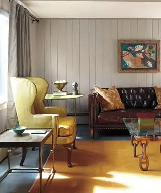 5 façons de décorer avec Edgecomb Grey, la peinture grise la plus douce de Benjamin Moore