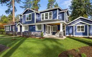 esterno della casa colorata