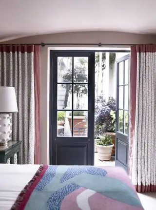 Ideas de cortinas para puertas francesas y de patio: 10 formas de vestirlas con éxito