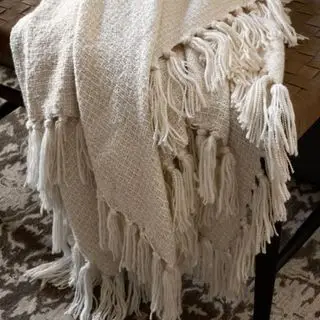 Manta Lorenzo Crema Rejilla