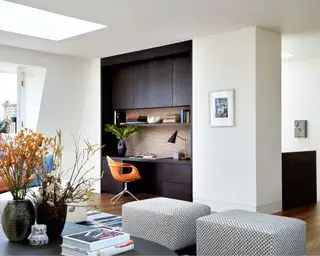 bureau dans une niche