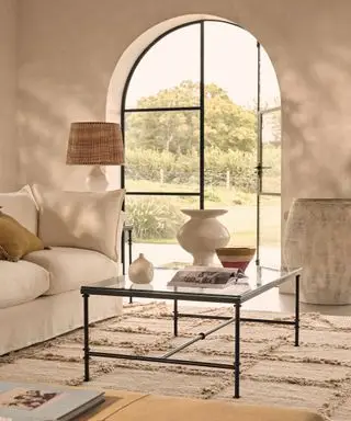 Moderní středomořský interiérový design