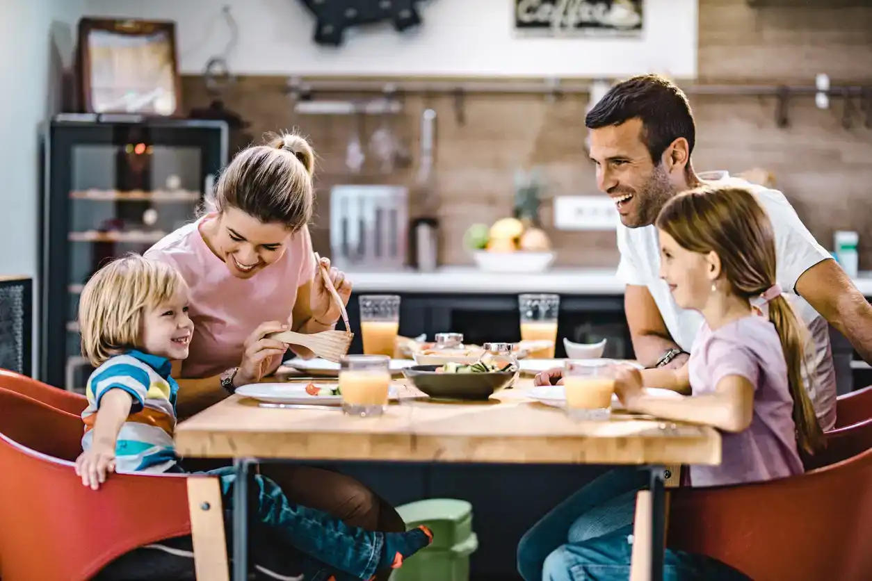30 otázek pro začátek konverzace, které můžete dětem položit o škole