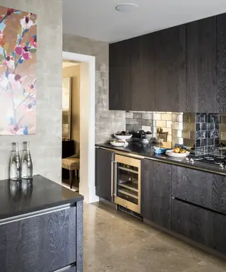 La « cuisine sale » est le nouvel incontournable pour les artistes sérieux – voici ce que vous devez savoir