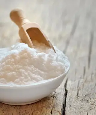 J'ai nettoyé ma maison en utilisant uniquement du bicarbonate de soude et du vinaigre pendant une semaine – voici ce que j'ai appris