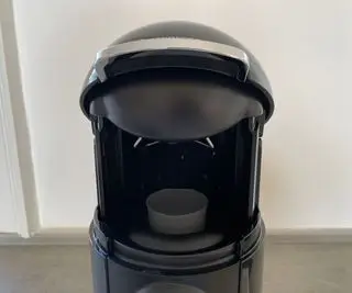 מקום לפוד של Nespresso Vertuo Plus