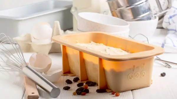 Peut-on mettre du silicone au four ? Les avertissements dont les cuisiniers à domicile doivent tenir compte